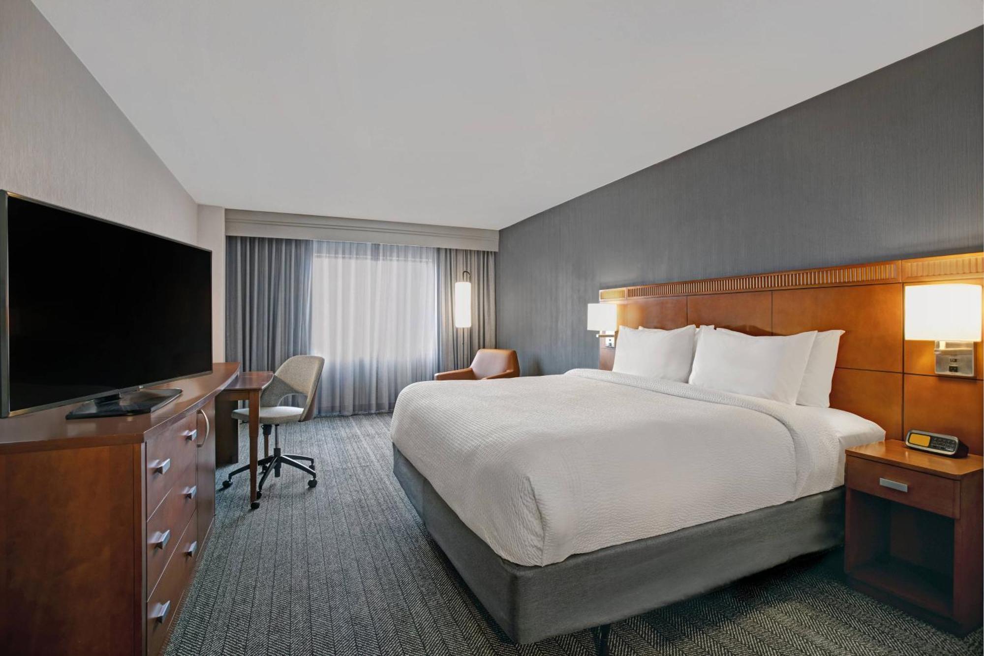Courtyard Chicago Elmhurst/Oakbrook Area Extérieur photo