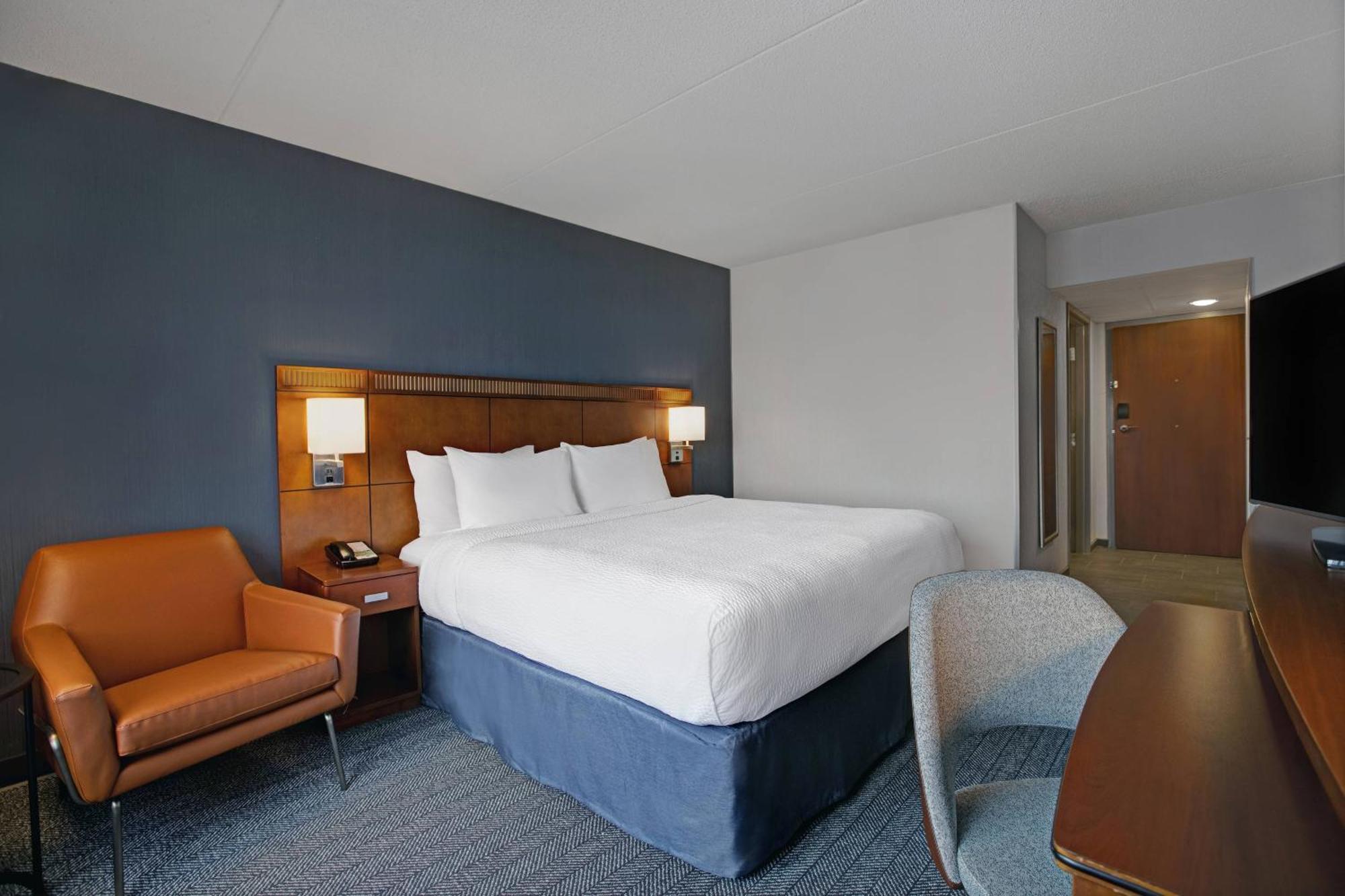 Courtyard Chicago Elmhurst/Oakbrook Area Extérieur photo