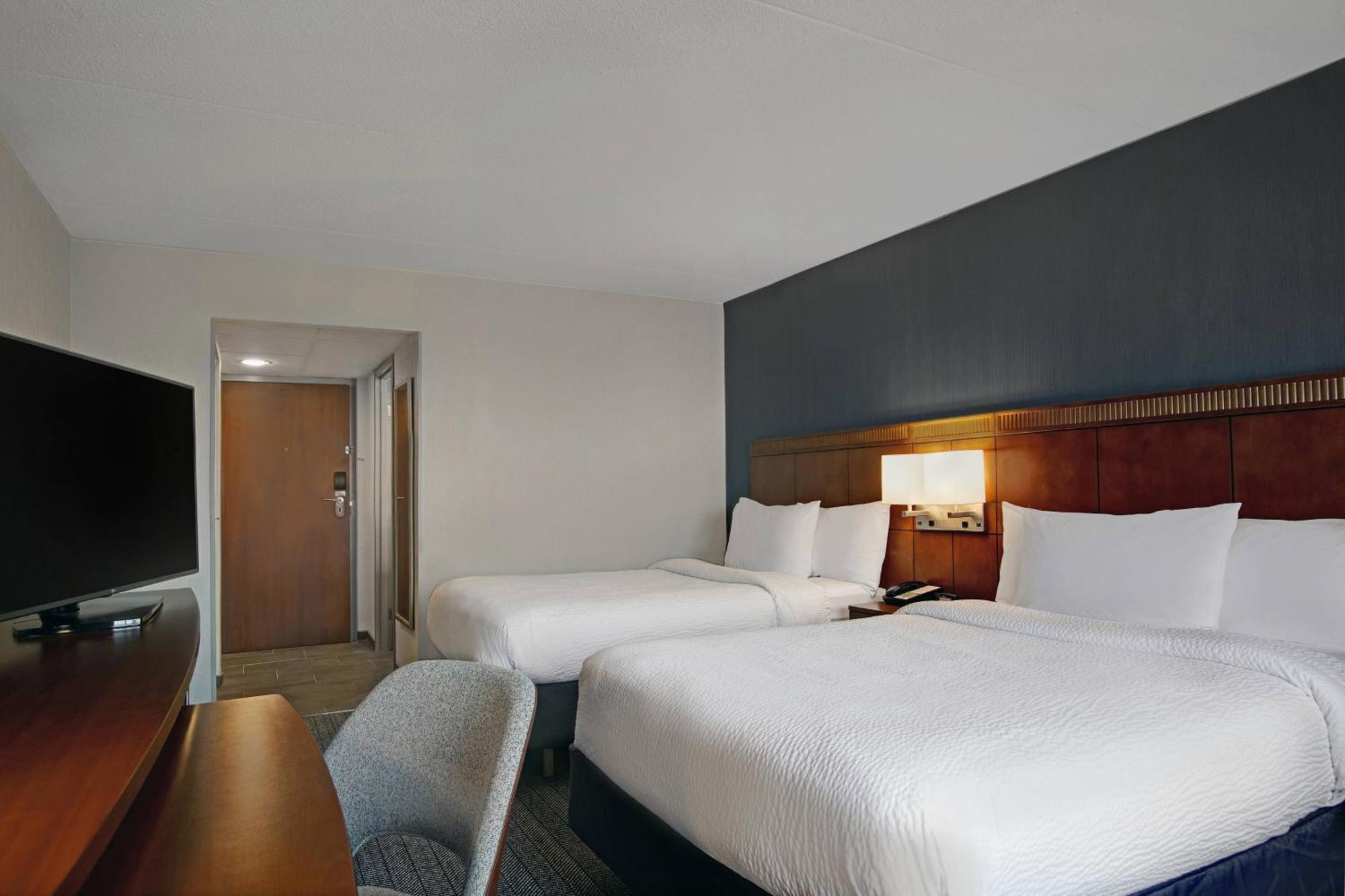 Courtyard Chicago Elmhurst/Oakbrook Area Extérieur photo