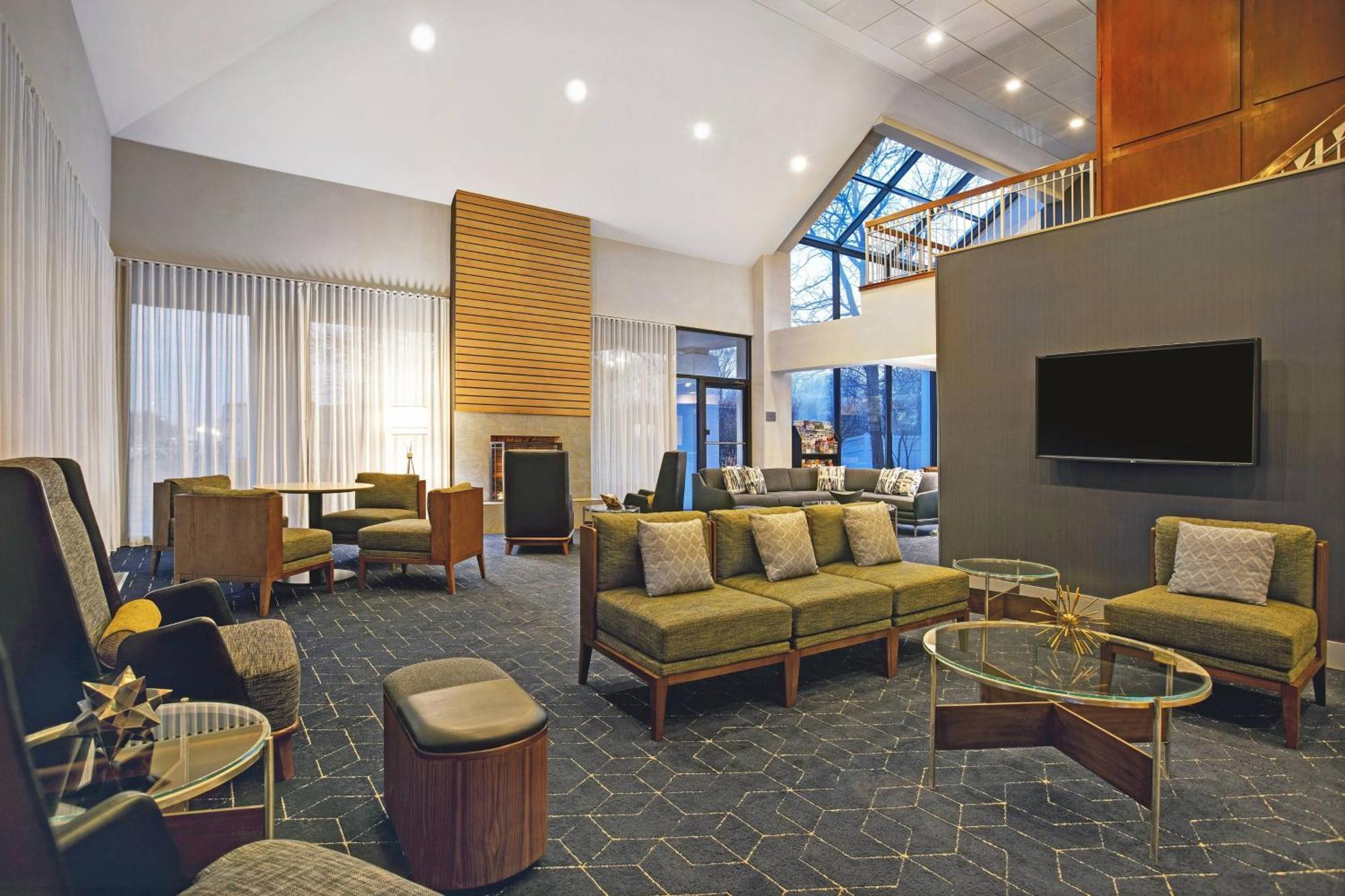 Courtyard Chicago Elmhurst/Oakbrook Area Extérieur photo